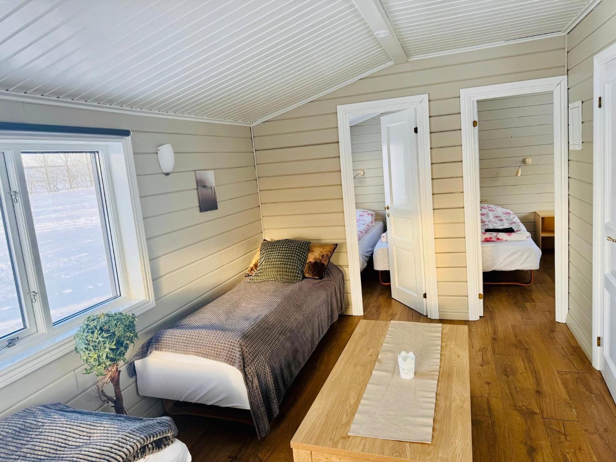 Hellisholar Cottages Хвольсведлюр Екстер'єр фото