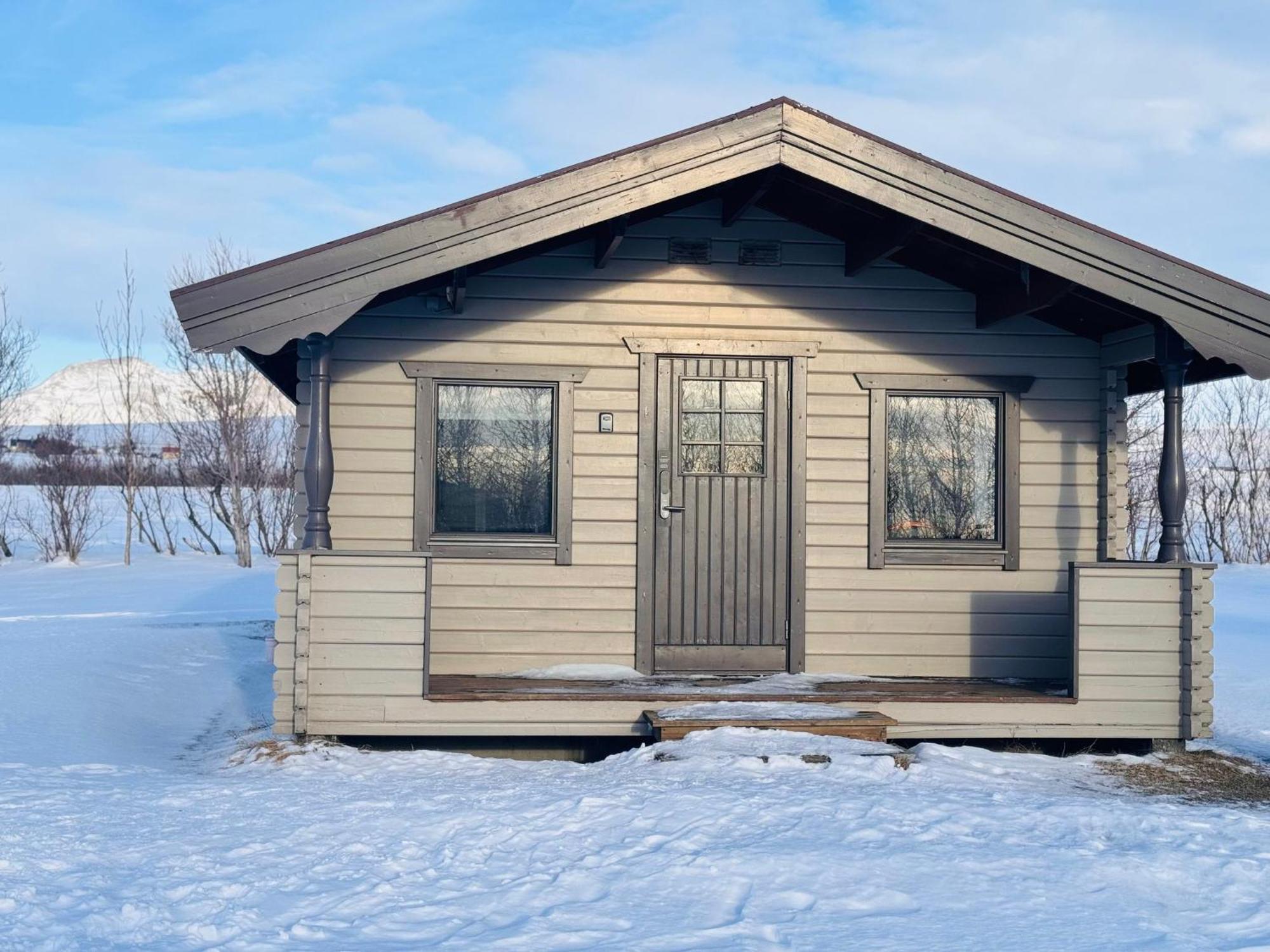 Hellisholar Cottages Хвольсведлюр Екстер'єр фото