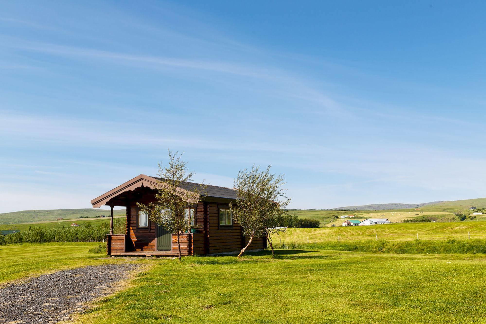 Hellisholar Cottages Хвольсведлюр Екстер'єр фото